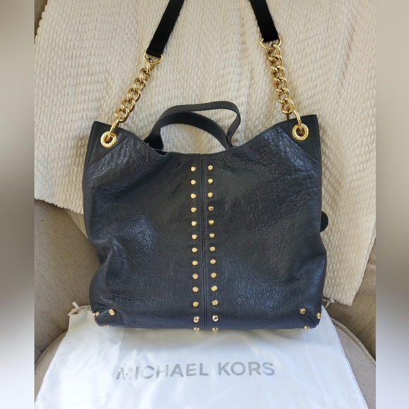 Michael Kors Astor black satchel with gold studs - Picture 4 of 10